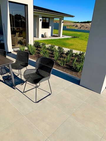 Outdoor porcelain patio paving